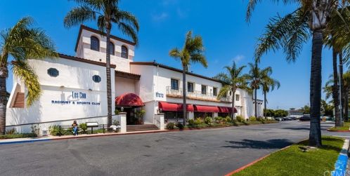 17200 Newhope St, Santa Ana CA  92708-4229 exterior