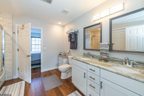 605 Tulsa Ct, Hackettstown NJ  07840-1694 exterior