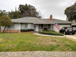10314 Mann Dr, Cupertino, CA 95014-1141
