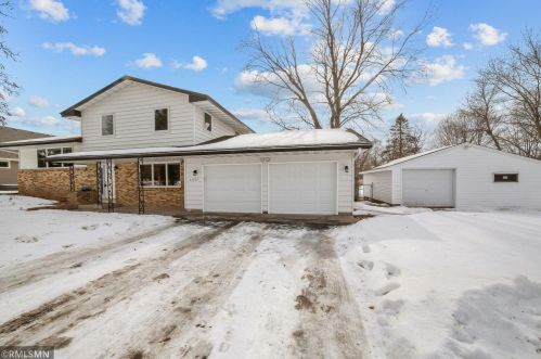 11111 Diamond Lake Rd, Otsego, MN 55327-9797