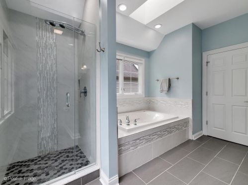 330 55th St, Willowbrook IL  60514-3015 exterior