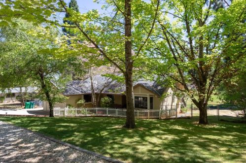 15197 Carrie Dr, Grass Valley, CA 95949-6406
