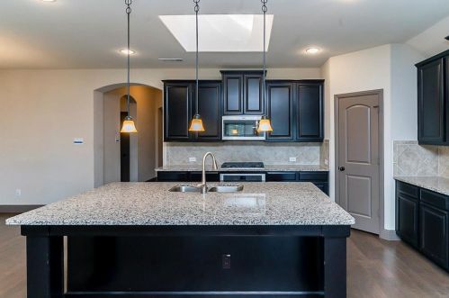 6068 Warmouth Dr, Fort Worth TX  76179-7648 exterior