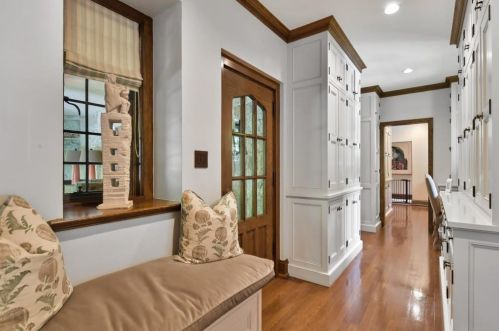 3015 Andrews Dr, Atlanta GA  30305-2001 exterior