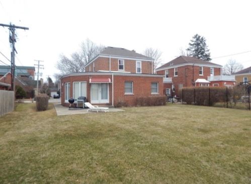 6742 Keating Ave, Chicago, IL 60629-5649