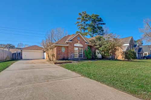 31327 Capella Cir, Tomball, TX 77375-4077