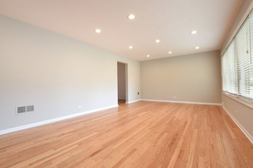 8104 Prospect St, Niles IL  60714-2727 exterior