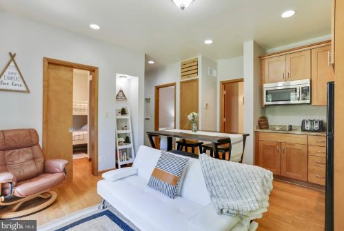 4 Pileated Woodpecker Ln, Hedgesville WV  25427-6232 exterior