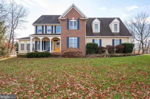 874 Pheasant Hill Rd, Summit Point WV  25446-3634 exterior