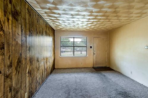 1854 Wintergreen Rd, Carrollton TX 75006-7543 exterior