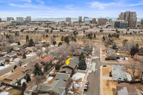 8632 Layton Ave, Denver, CO 80237-2927