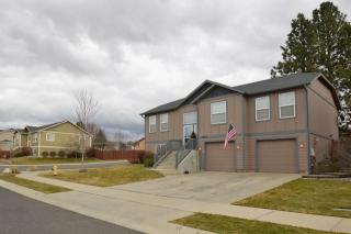 7822 Ash Ln, Spokane, WA 99208-5068