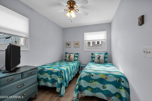 125 Throssell Rd, Lavallette NJ 08735-3230 exterior