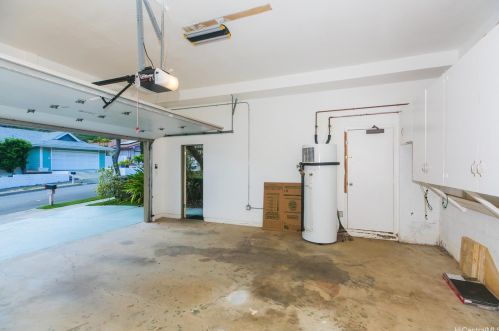 1373 Kaeleku St, Honolulu HI  96825-3003 exterior