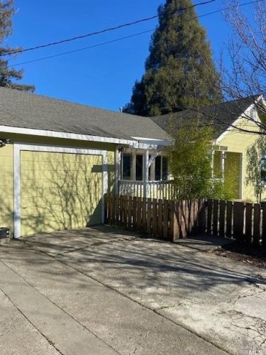 188 Luce Ave, Ukiah, CA 95482-5751