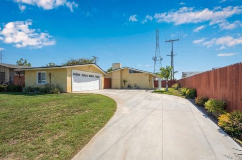 9962 Pacific Ave, Anaheim, CA 92804-5934