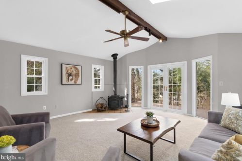 1023 Carson St, Silver Spring MD 20901-1814 exterior