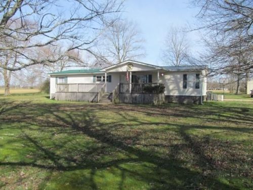 239 Switzerland Rd, Hohenwald, TN 38462-2549