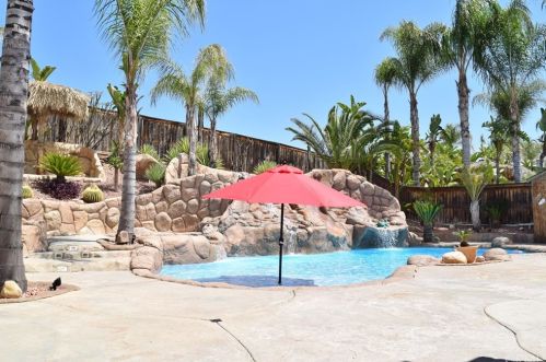 12722 Royal Palm Ln, Riverside CA  92503-7077 exterior