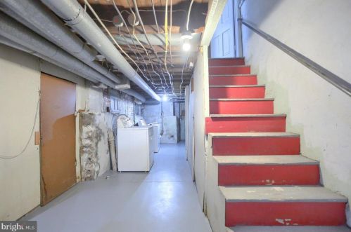 351 Ross St, Lancaster PA  17602-1941 exterior