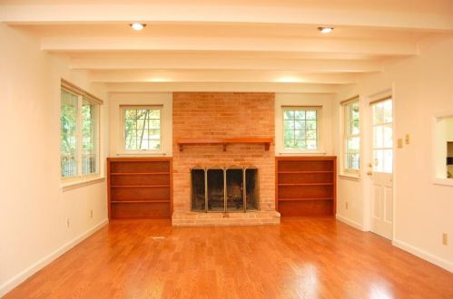 817 38th St, Austin TX  78705-1809 exterior