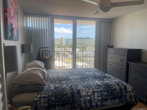 2754 Kuilei St, Honolulu HI  96826-3427 exterior