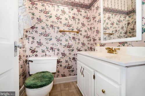 601 Mccosh St, Hanover PA 17331-1839 exterior