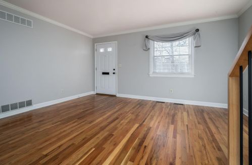 2 Creekwood Ln, Cincinnati OH 45237-1714 exterior