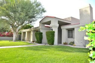 1088 Deepak Rd, Palm Springs, CA 92262-4955