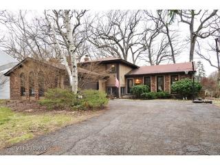 1733 Indian Trail Dr, Naperville, IL 60565-2744