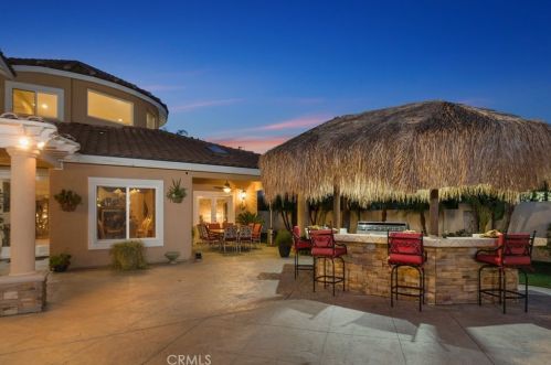 18003 Green Orchard Pl, Riverside CA  92508-8743 exterior