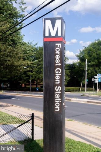 9734 Glen Ave, Silver Spring MD  20910-1136 exterior