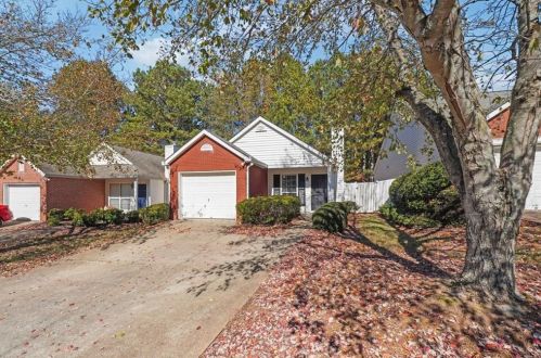 2037 Britley Park Xing, Holly Springs, GA 30189-8207