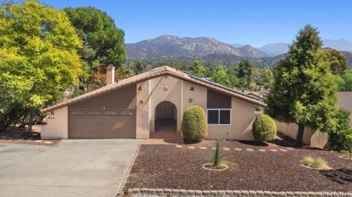 16223 Oak Springs Dr, Ramona, CA 92065-4220