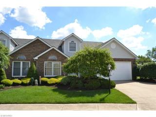 19707 Cross Creek Oval, Cleveland, OH 44136-8257