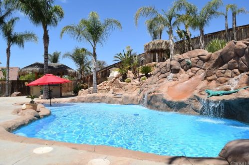 12722 Royal Palm Ln, Riverside CA  92503-7077 exterior