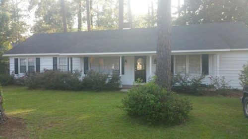 606 Gordon Ave, Adel, GA 31620-2055