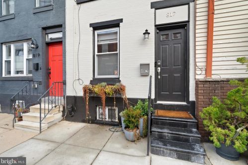 817 Earp St, Philadelphia, PA 19147-5707