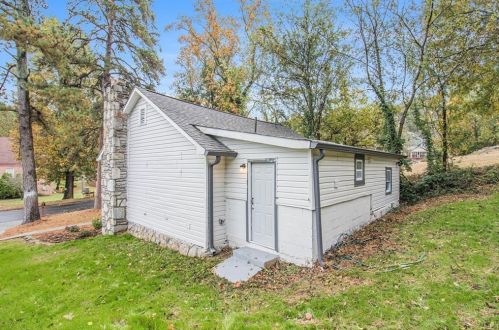 276 Morris Brown Ave, Atlanta GA  30314-1316 exterior
