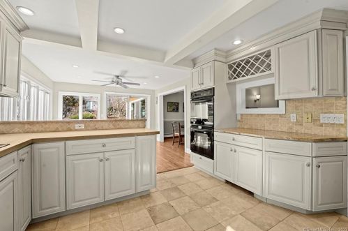 89 Perry Ave, Norwalk CT  06850-1216 exterior