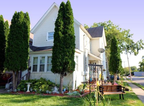 402 Jackson St, Bull Valley IL  60098-3410 exterior