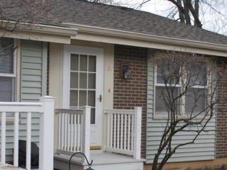 312 Lincoln Ct, Hanover Park, IL 60108-3634