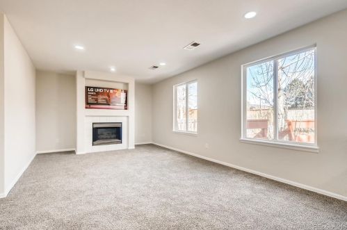 5684 Quemoy Ct, Aurora CO 80018-3133 exterior