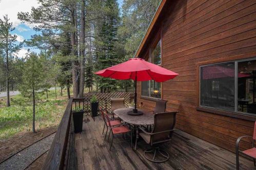 12305 Lausanne Way, Truckee, CA 96161-6008