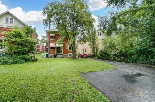 811 Academy Ave, Cincinnati OH  45205-1623 exterior