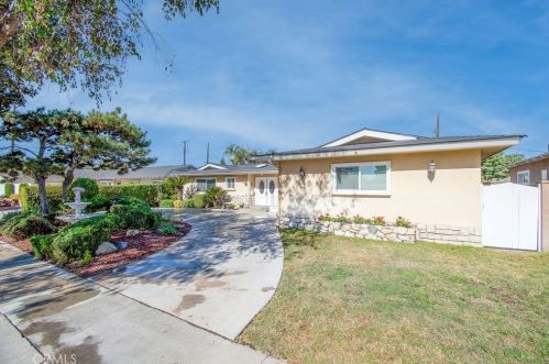2317 Ramm Dr, Anaheim, CA 92804-2321