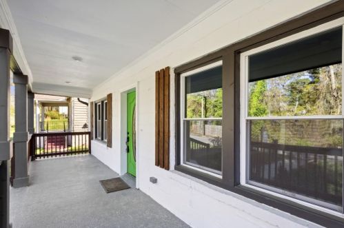 2316 Herring Rd, Atlanta GA  30311-2808 exterior