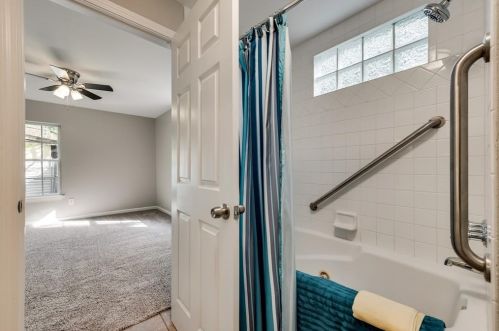 5720 Truelson Dr, Fort Worth TX  76134-1225 exterior