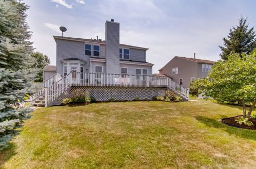 308 Century Dr, Pingree Grove IL  60140-4014 exterior