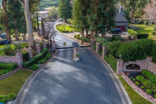 6 Deer Oaks Dr, Pleasanton, CA 94588-8234